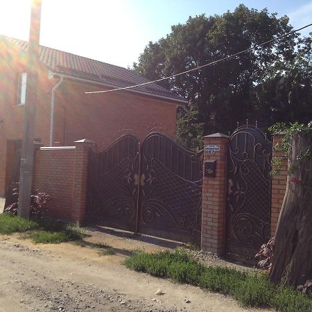 Квартира-Студия В Г. Кропивницком Kropyvnytskyi Exterior foto